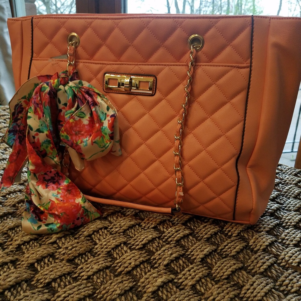 Super sale! NEW Peach Quilted Scarf Chain Strap Tote Bag Purse ●  Apt9